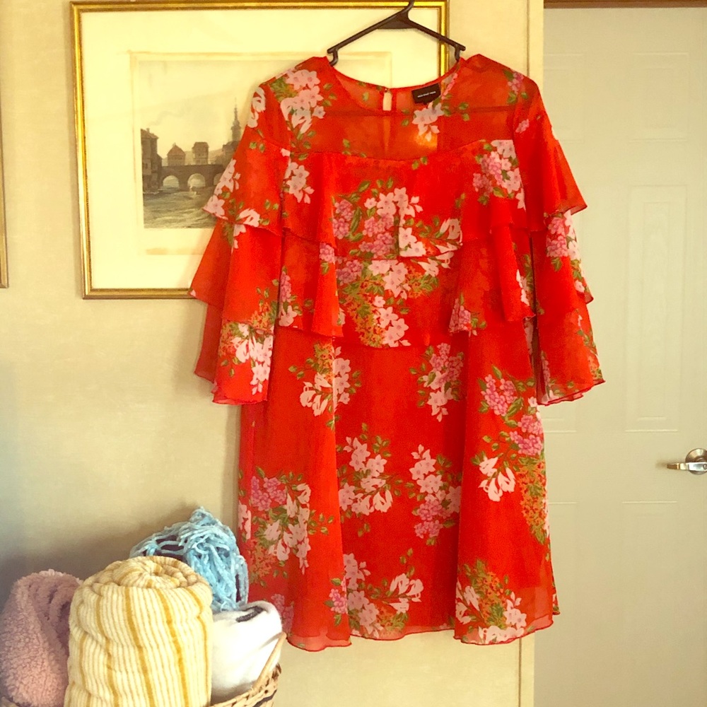 Beautiful red Chiffon mini dress! 👗